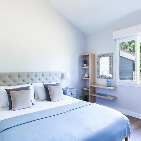 Sleeps 8 فيلة